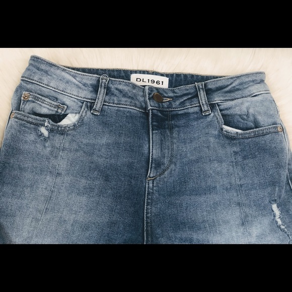 DL1961 Mara Instasculpt Straight Ankle with frayed and split ankle Size: 28 - Picture 5 of 12